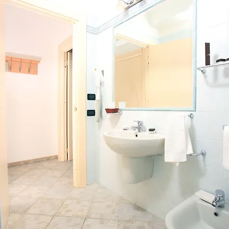 Nantis Hotel