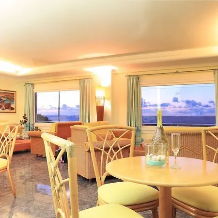 Nantis Отель Кастельсардо