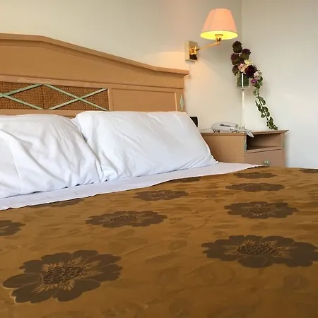 Nantis 4* Кастельсардо