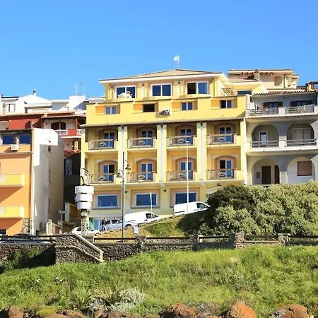 Nantis 4* Кастельсардо