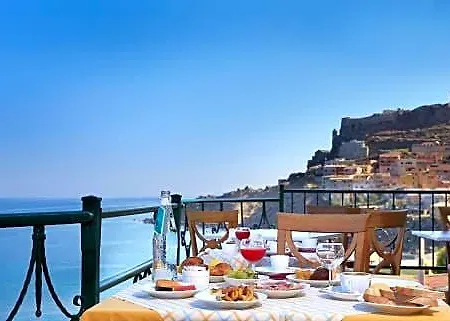 Nantis Hotel