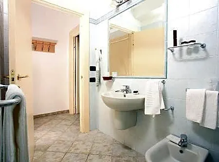 Nantis Hotel